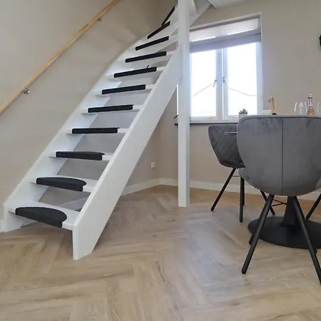 Appartement-gratis Parkeren -bij En In Het Centrum شقة